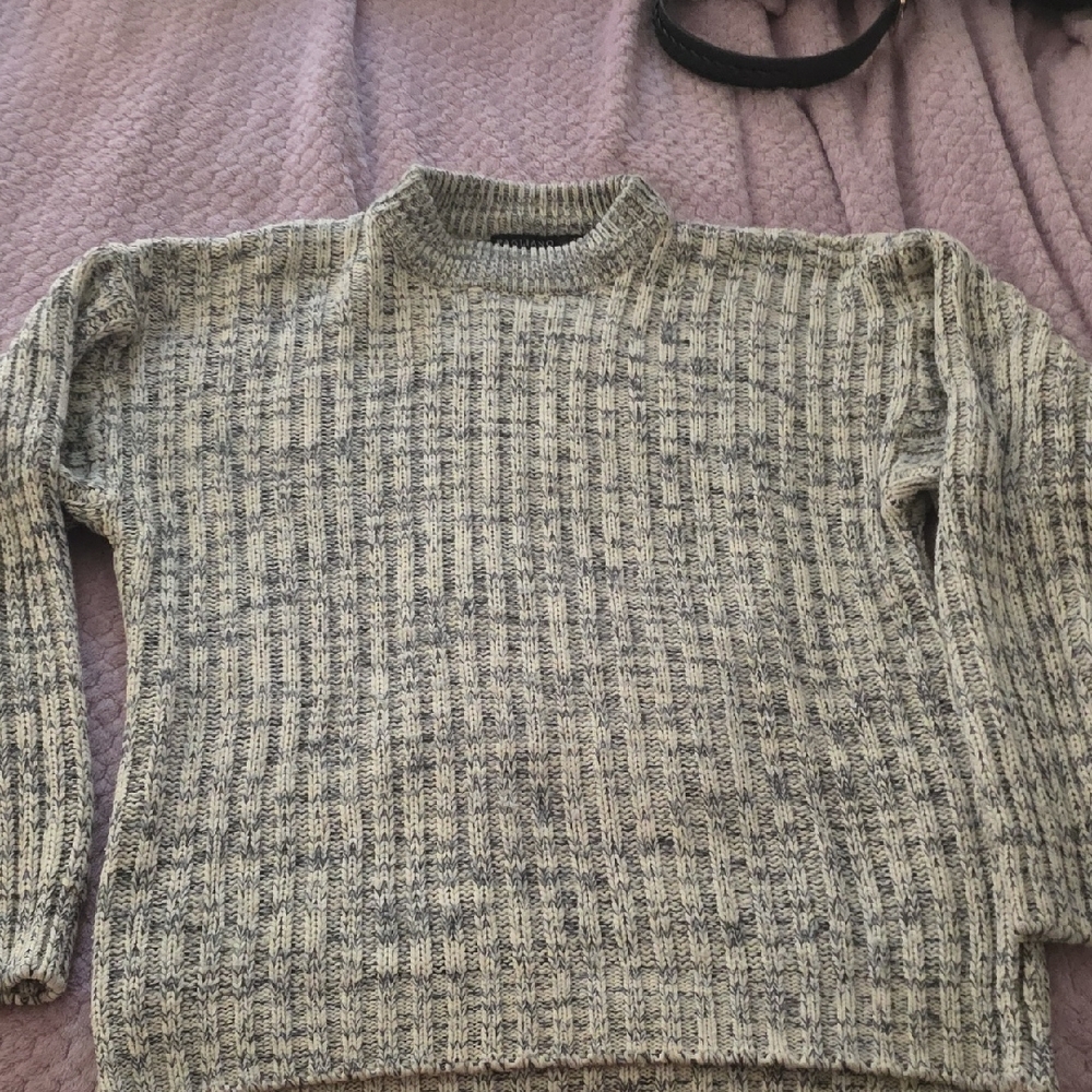 Marled Knit Crewneck Sweater in Gray and Cream Vintage 80s